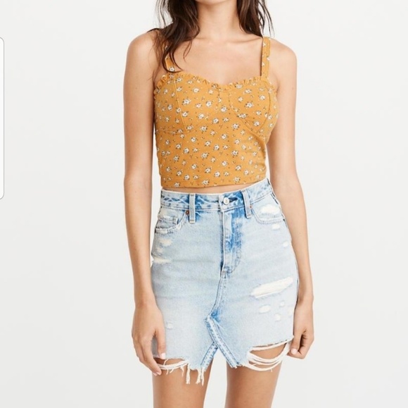Abercrombie & Fitch Tops - Abercrombie and Fitch corset style top
